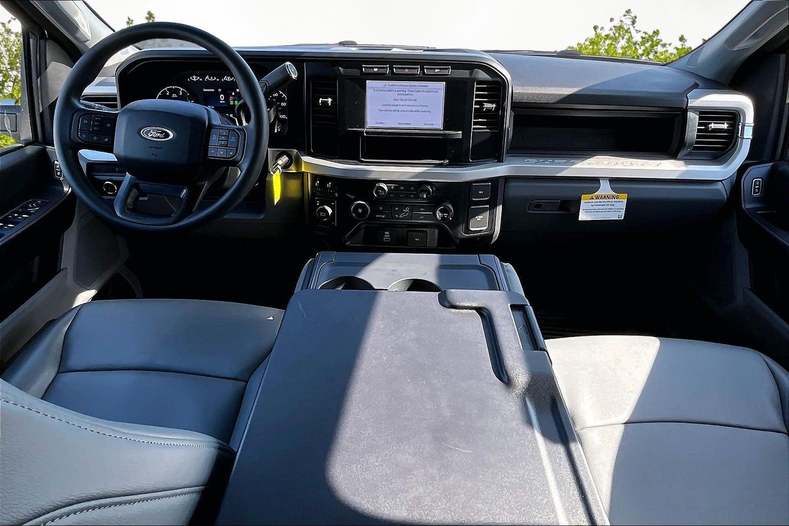 2024 Ford F-450 4x4 The ultimate mobile workshop – ready when you are