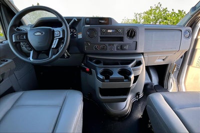 2026 Ford E-Series Cutaway E-350 SRW