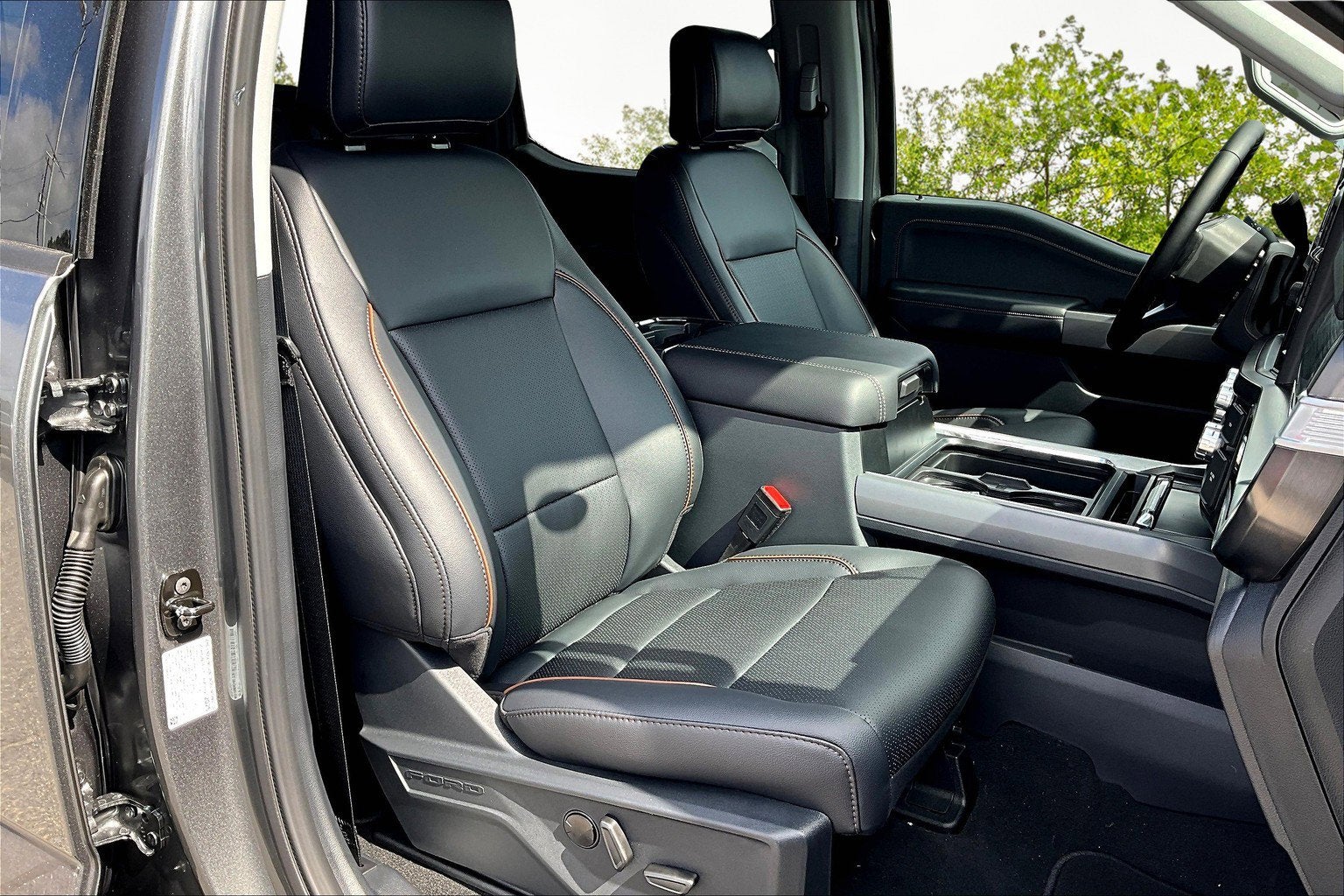 2025 Ford Super Duty F-350 SRW Lariat