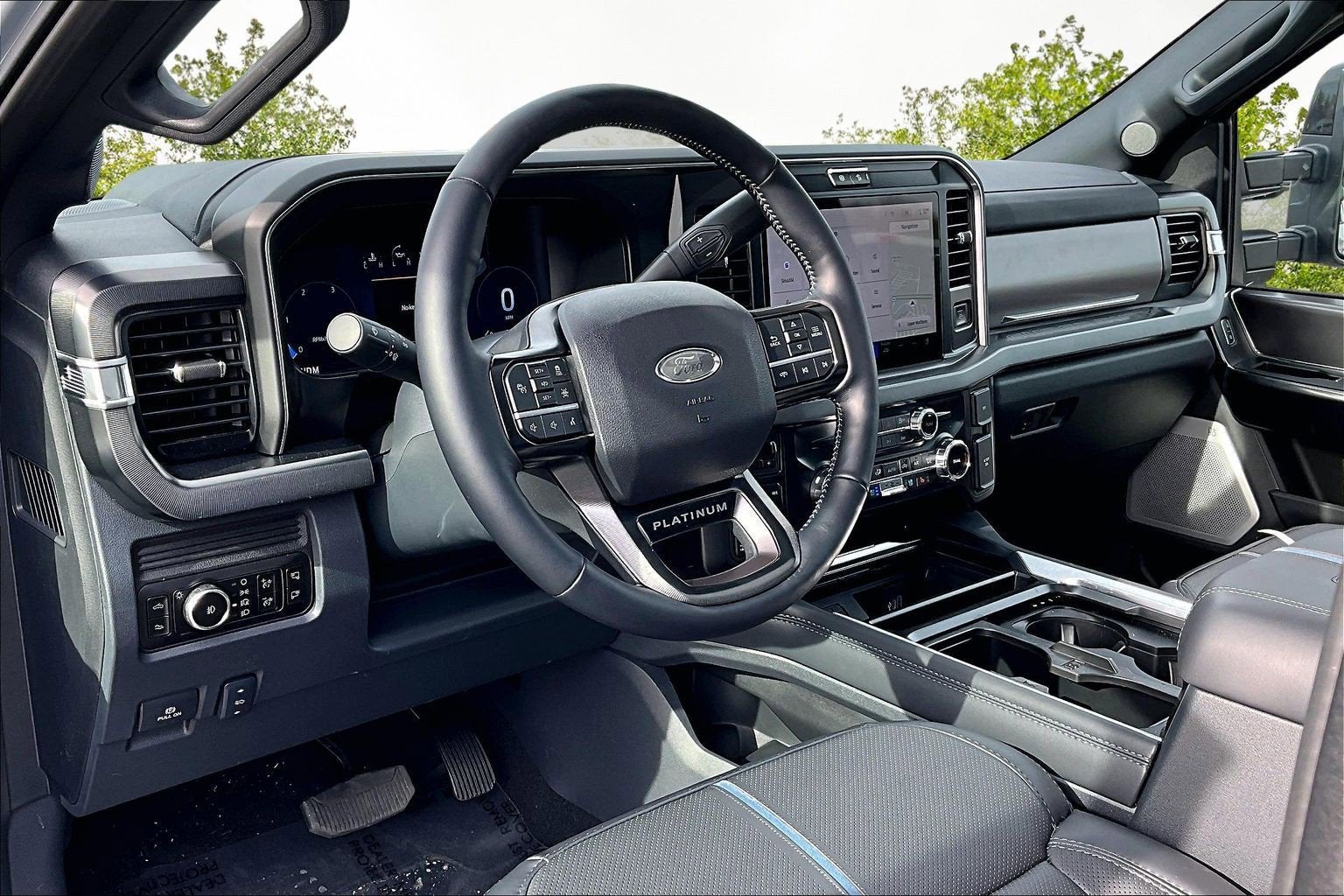 2026 Ford Super Duty F-350 SRW Platinum