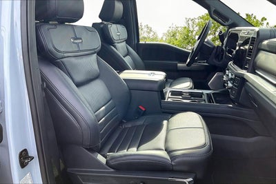 2026 Ford Super Duty F-350 SRW Platinum