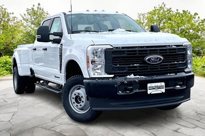 2026 Ford Super Duty F-350 DRW XL