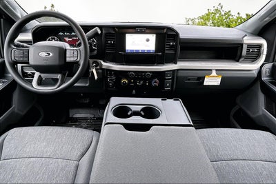 2026 Ford Super Duty F-350 DRW XL