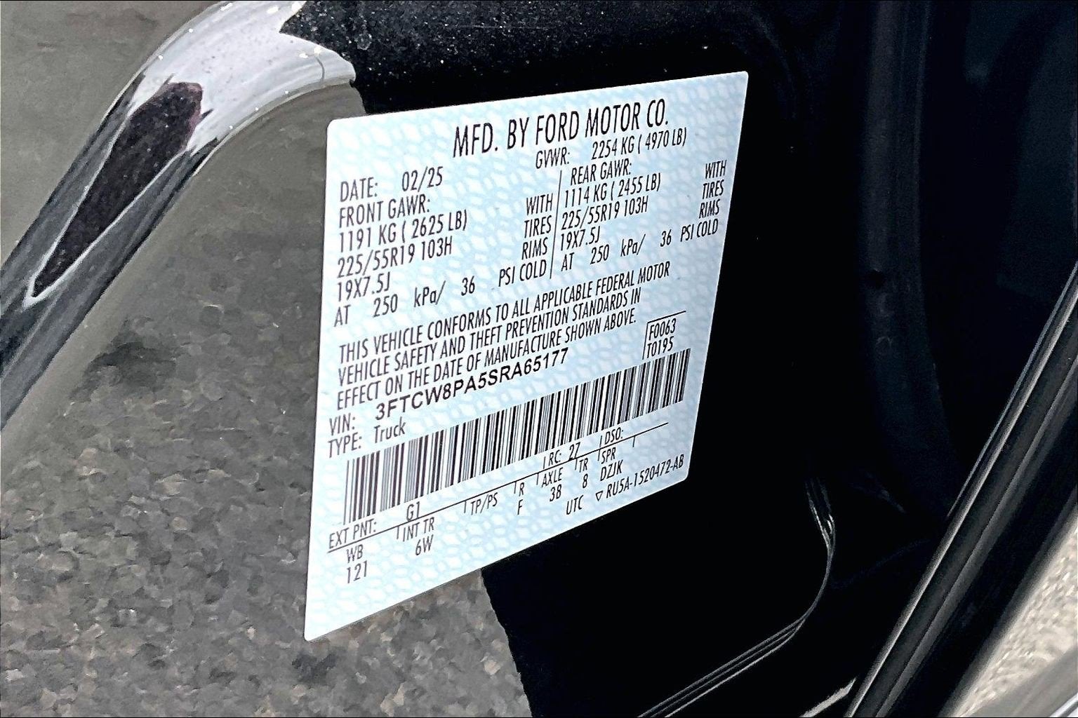 2025 Ford Maverick AWD LOBO Edition 19'' Black Wheels