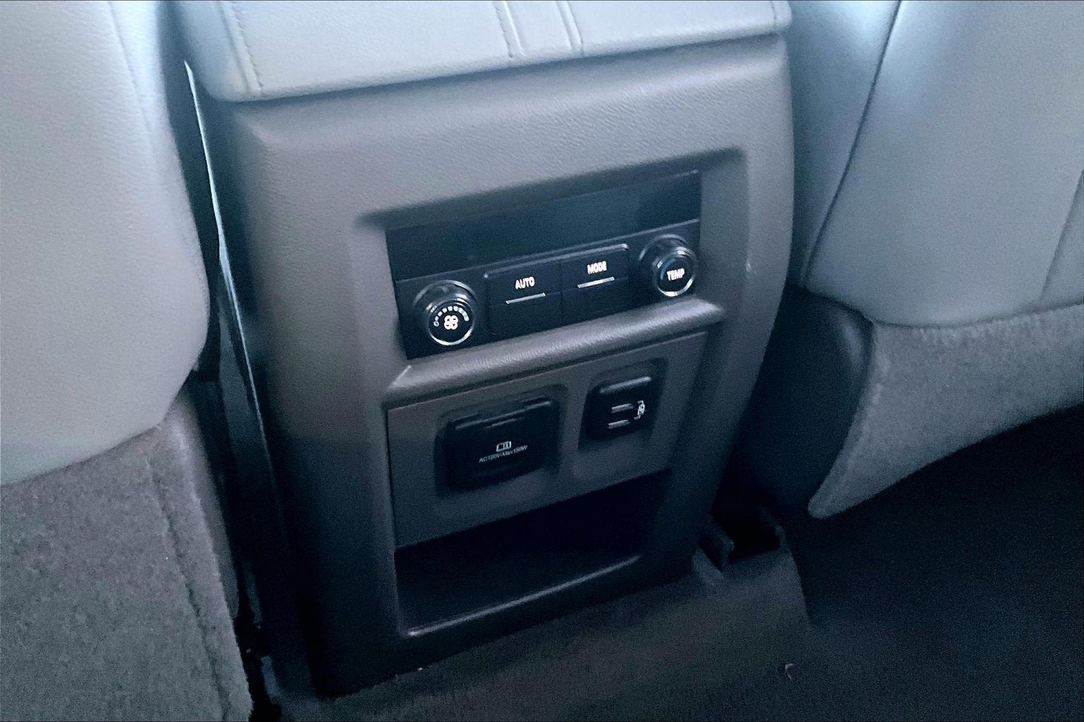 2018 Chevrolet Traverse LT Leather