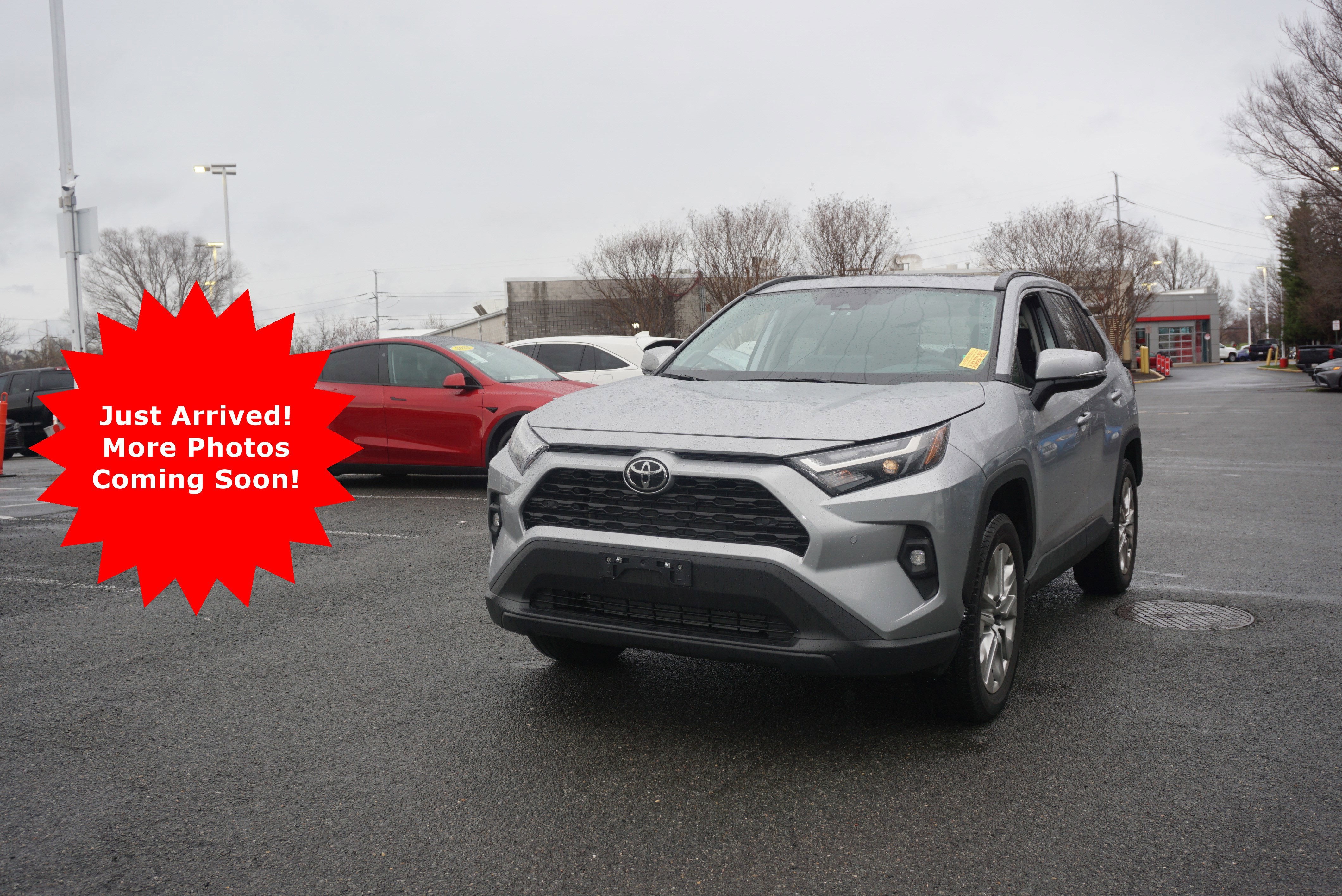 2025 Toyota RAV4 XLE Premium