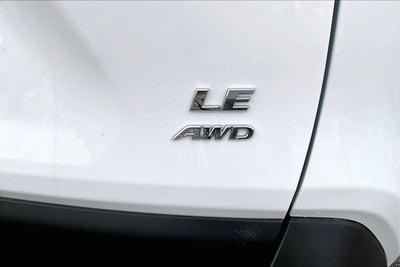 2024 Toyota RAV4 LE