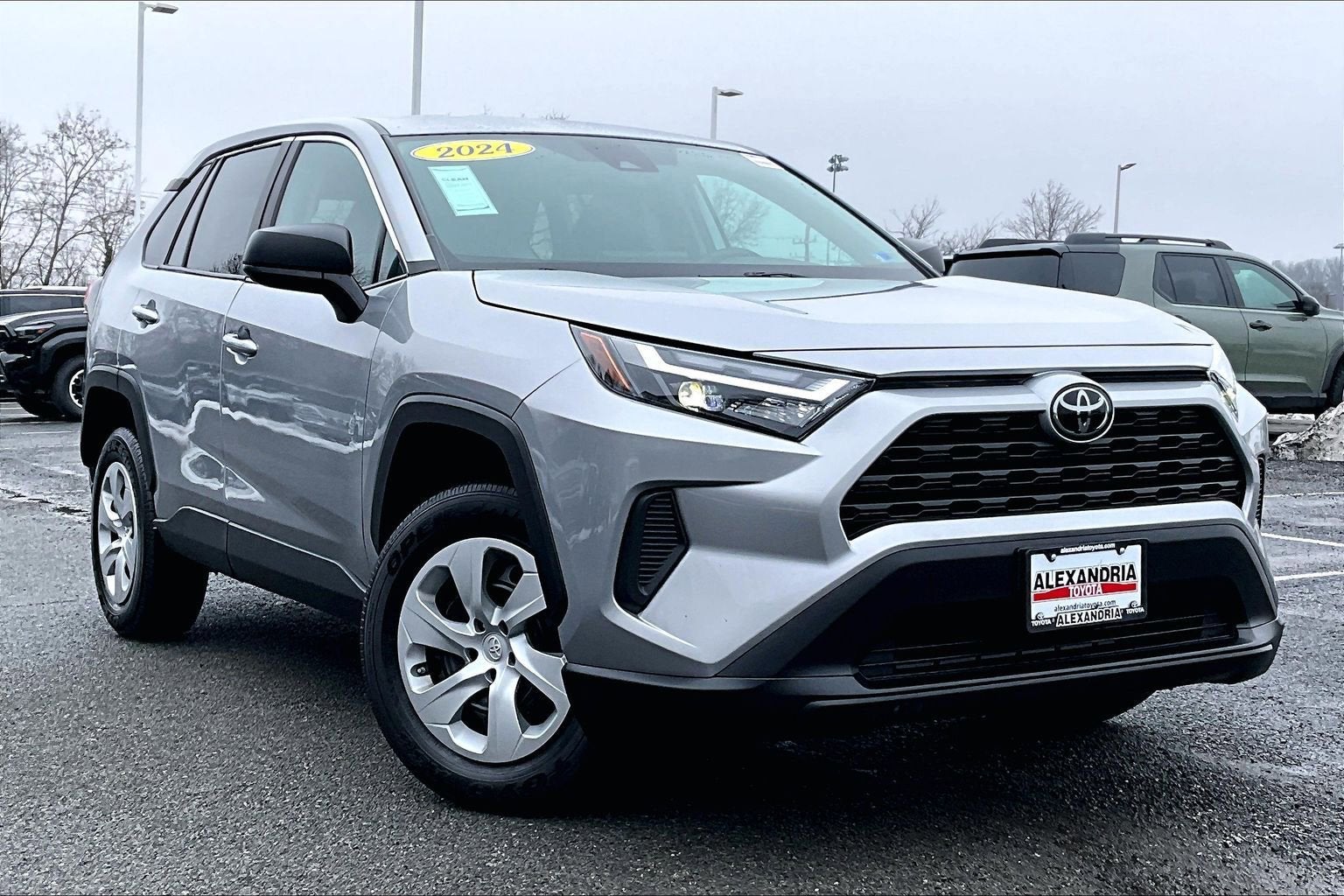 2024 Toyota RAV4 LE