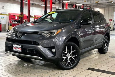 2017 Toyota RAV4 SE