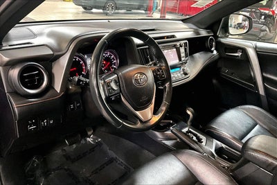 2017 Toyota RAV4 SE