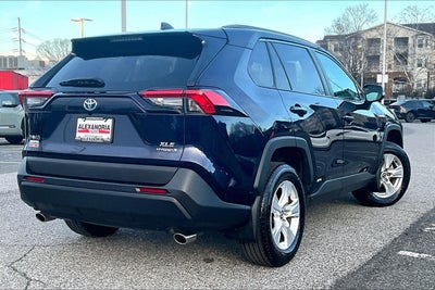 2021 Toyota RAV4 Hybrid XLE