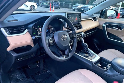 2021 Toyota RAV4 Hybrid XLE