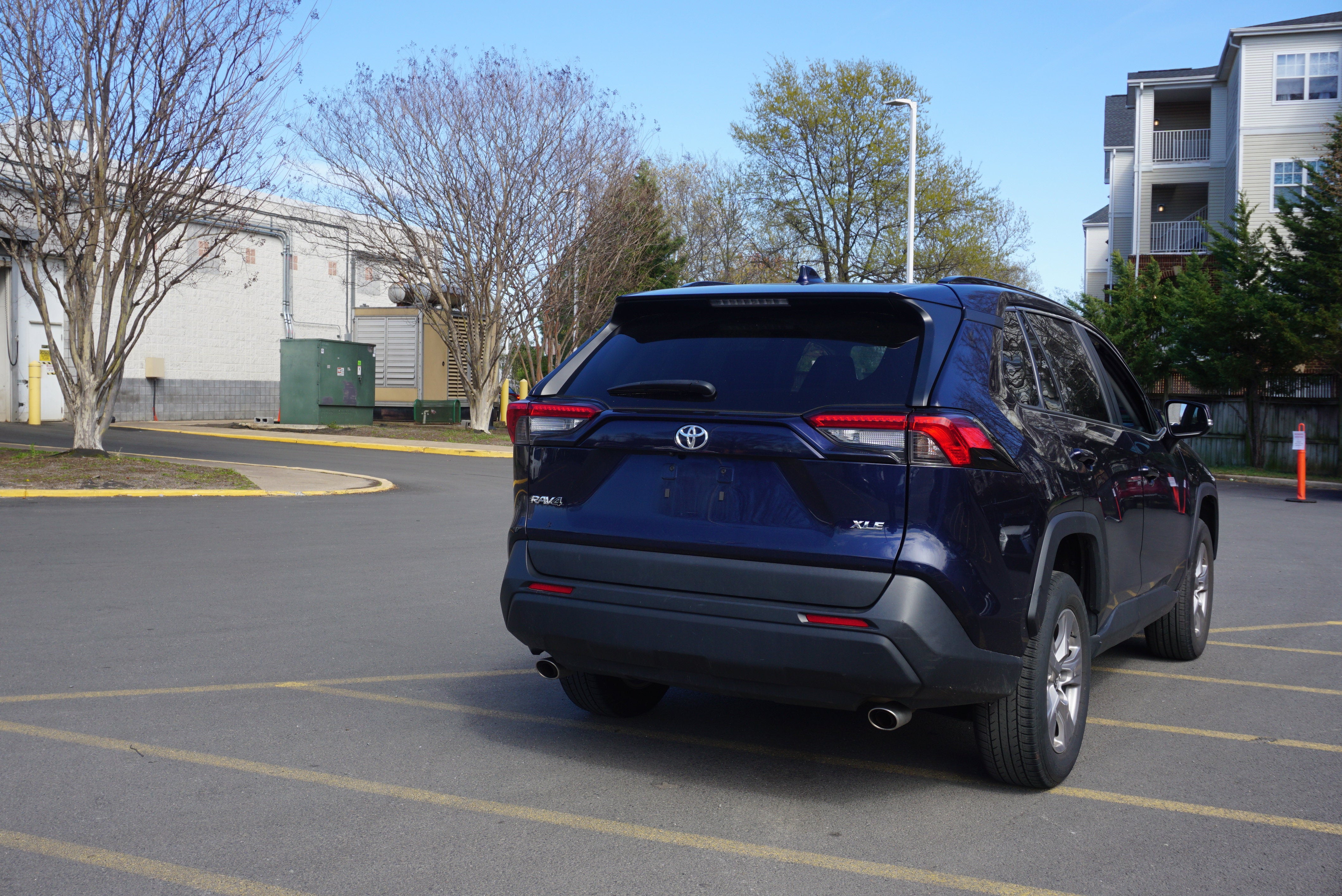 2023 Toyota RAV4 XLE