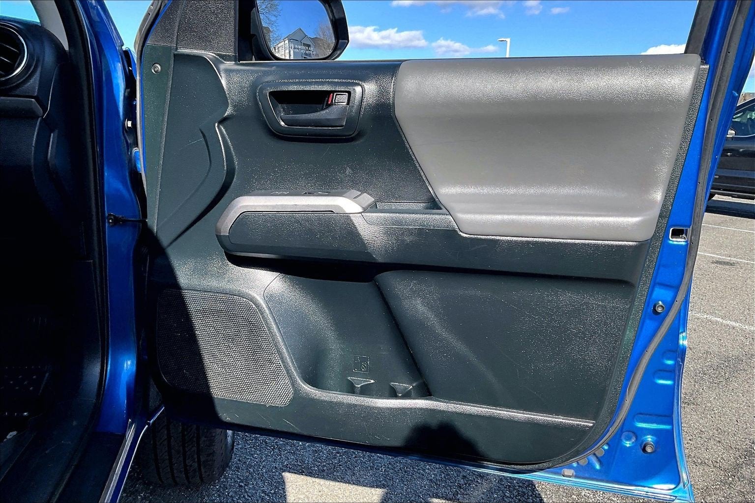 2017 Toyota Tacoma SR5