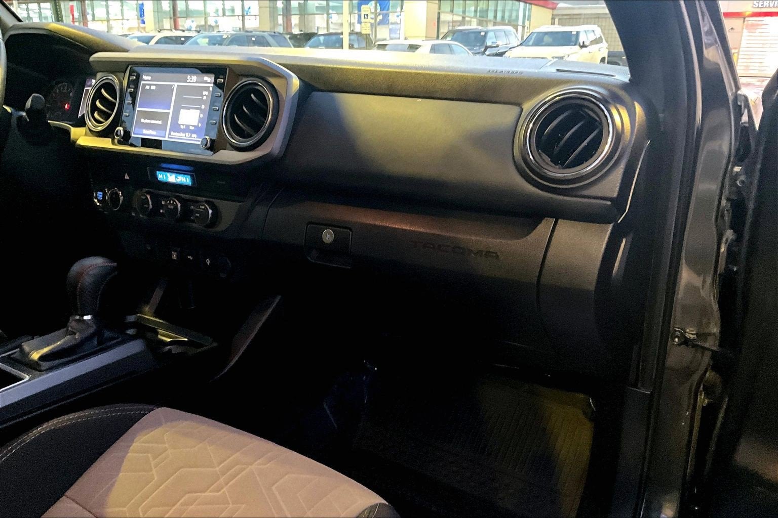 2022 Toyota Tacoma 4WD TRD Off Road