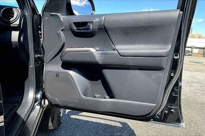 2023 Toyota Tacoma 4WD TRD Off Road