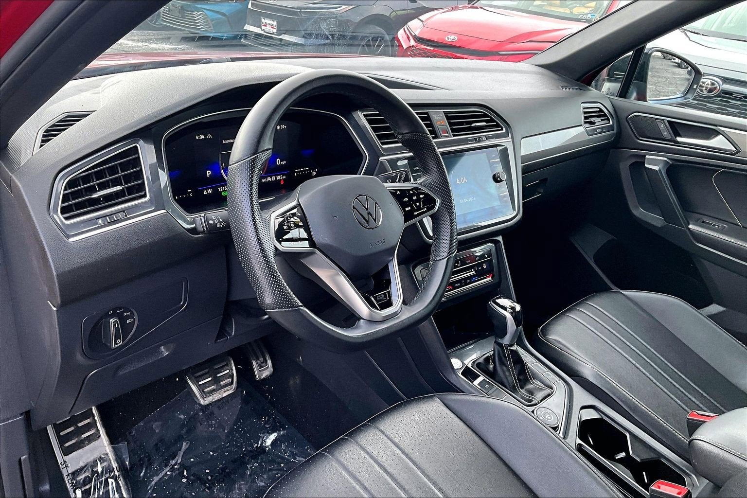 2024 Volkswagen Tiguan SE R-Line Black