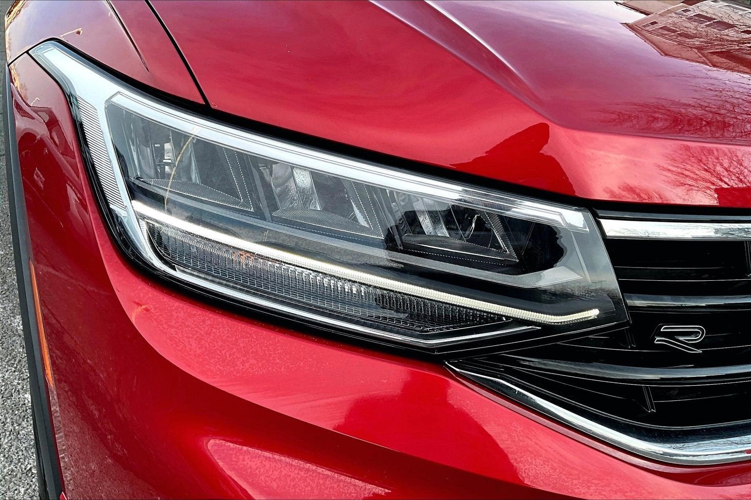 2024 Volkswagen Tiguan SE R-Line Black