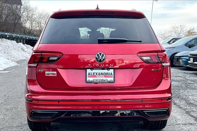 2024 Volkswagen Tiguan SE R-Line Black
