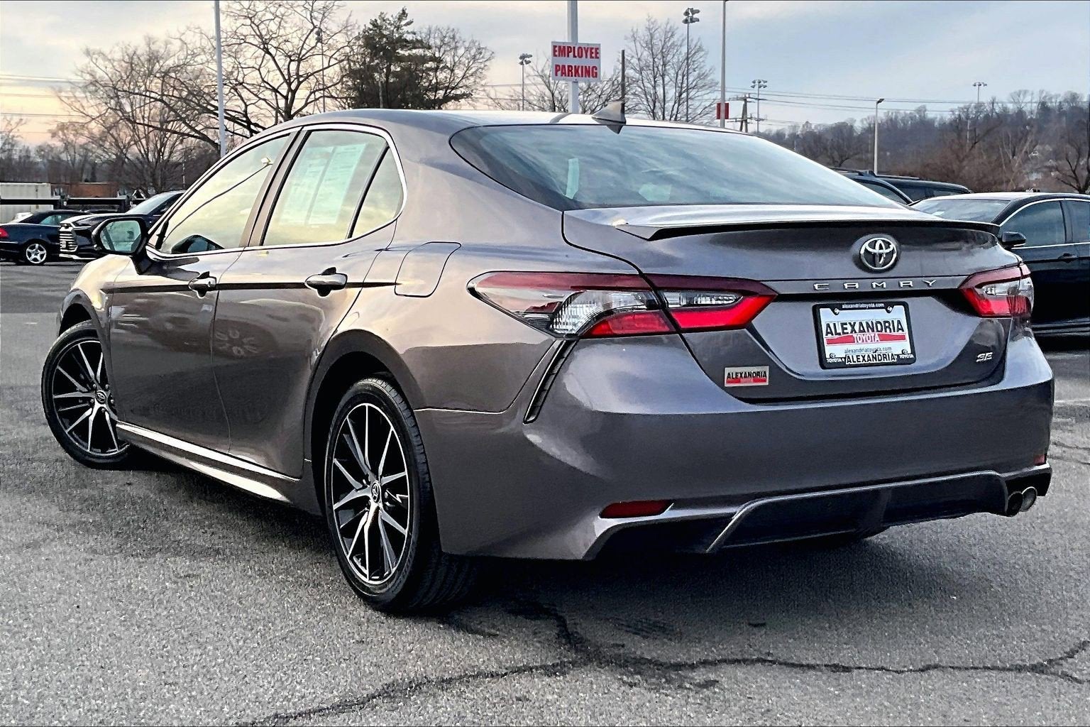 2024 Toyota Camry SE