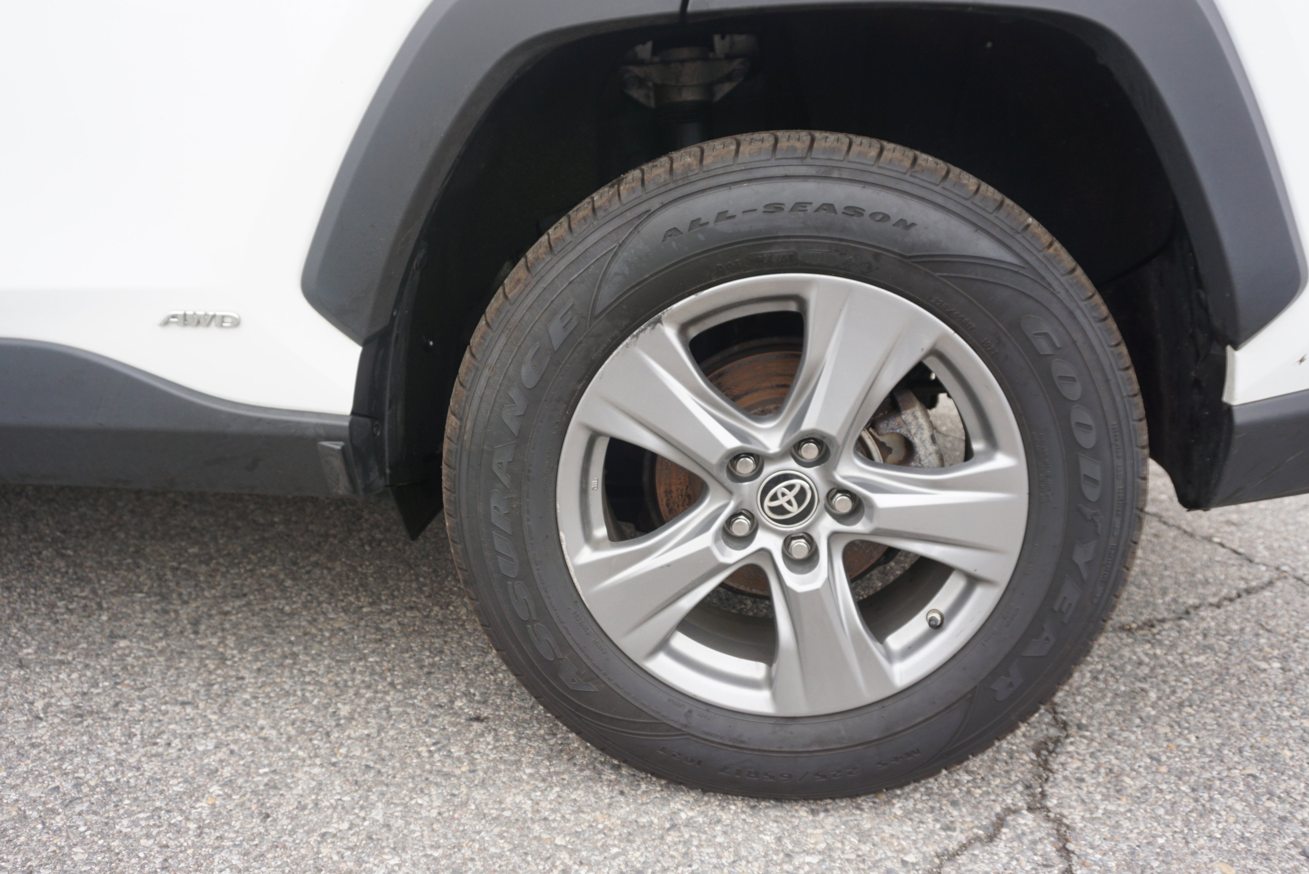 2022 Toyota RAV4 Hybrid LE