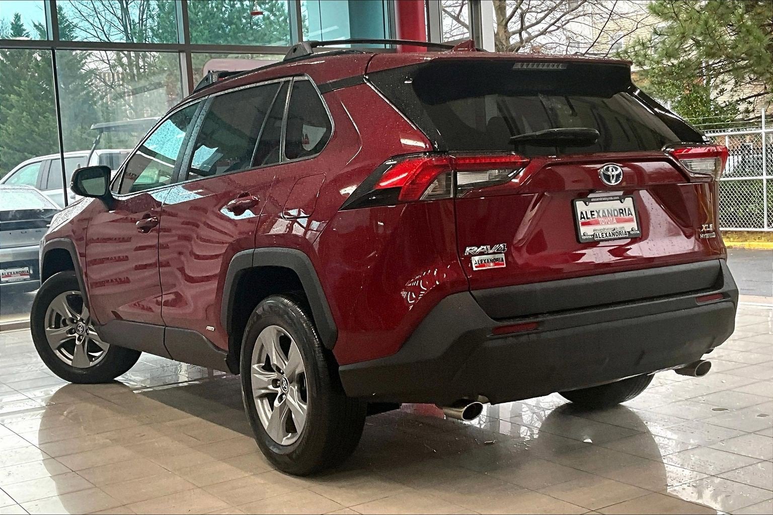 2023 Toyota RAV4 Hybrid XLE