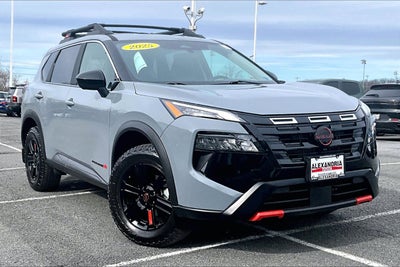 2025 Nissan Rogue Rock Creek