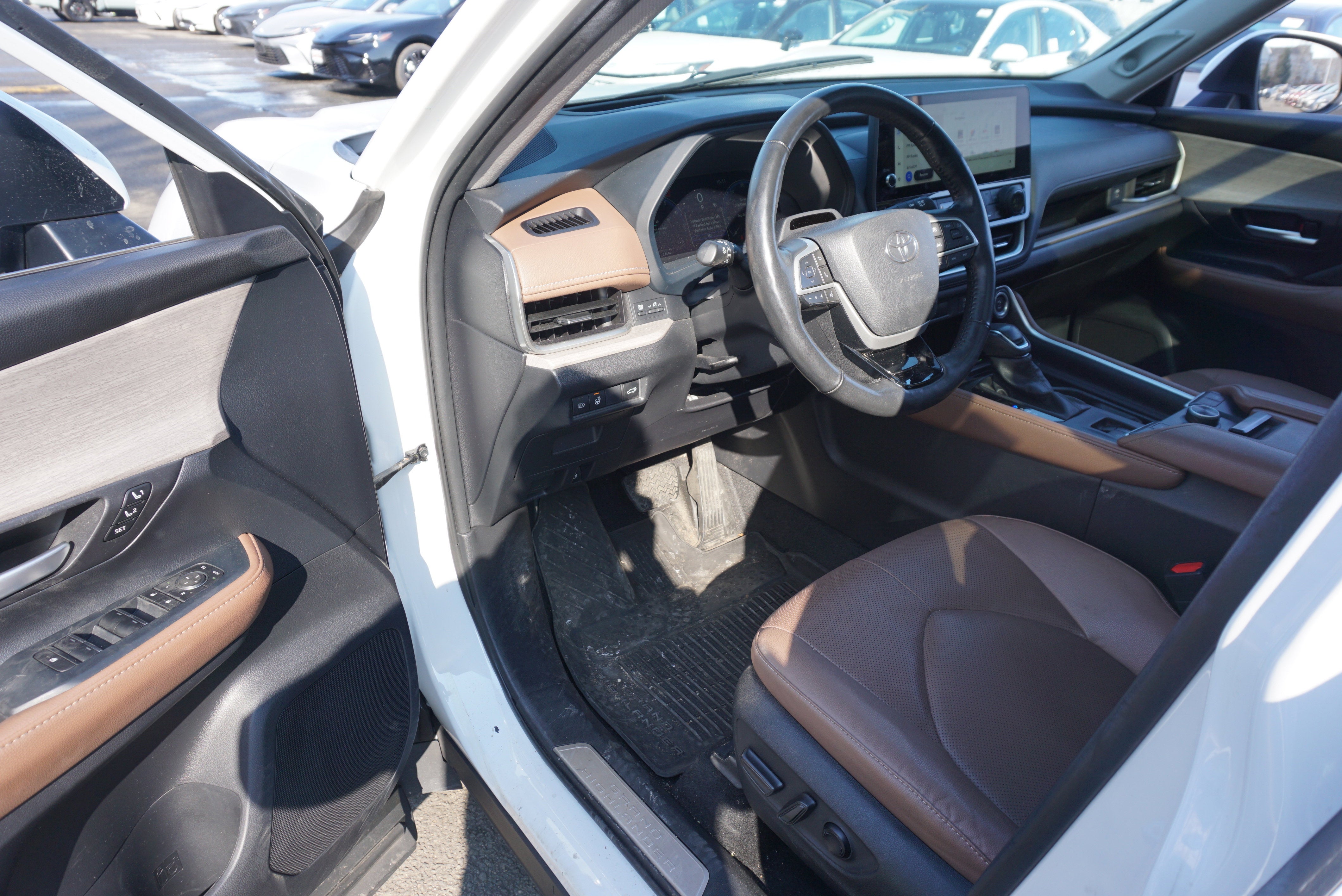 2024 Toyota Grand Highlander Platinum