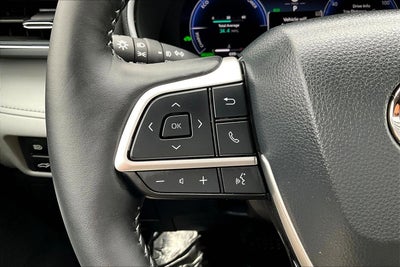 2026 Toyota Highlander Hybrid Platinum