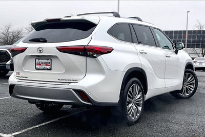 2021 Toyota Highlander Platinum