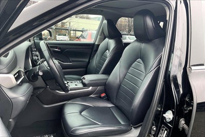 2021 Toyota Highlander Hybrid XLE