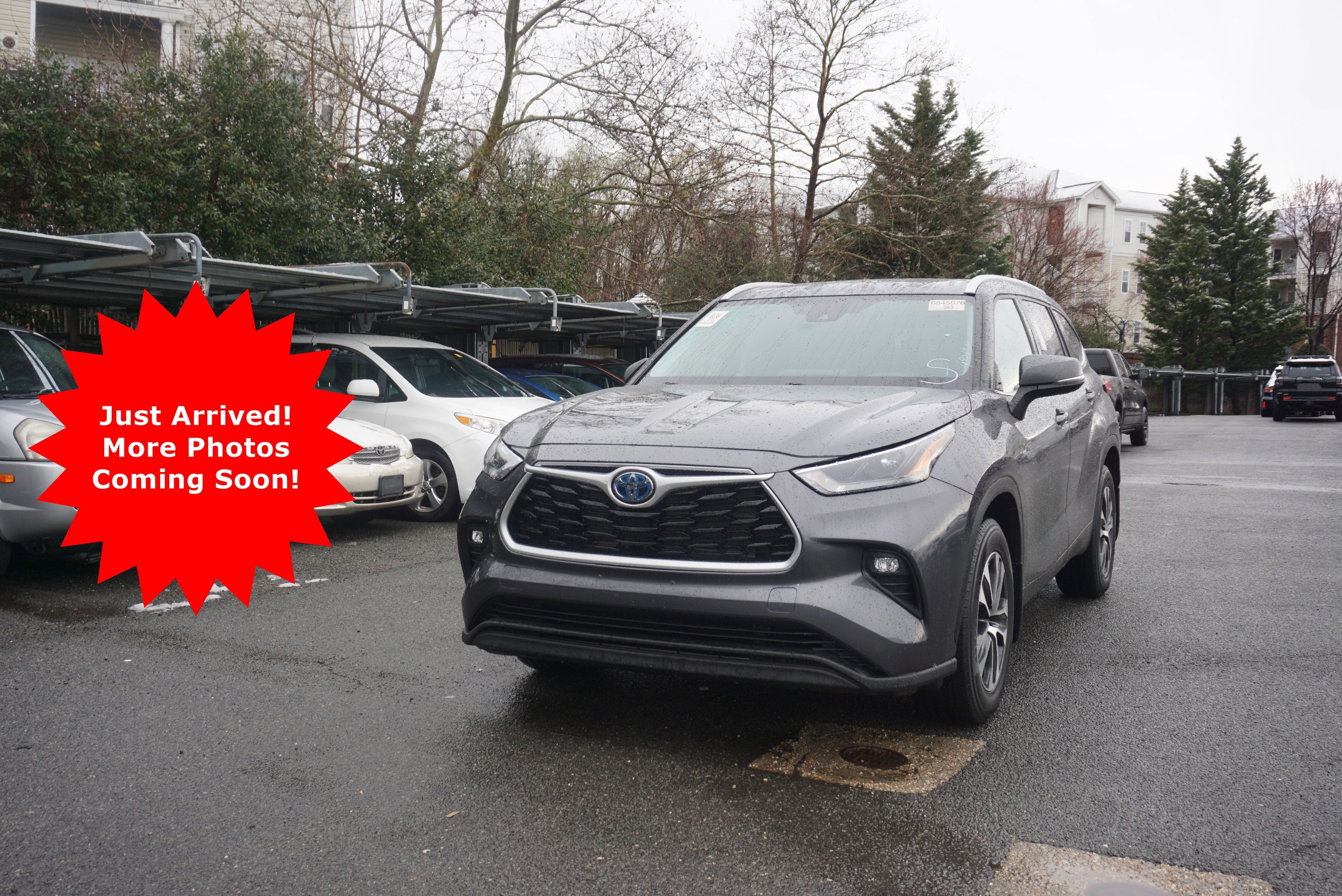 2022 Toyota Highlander Base