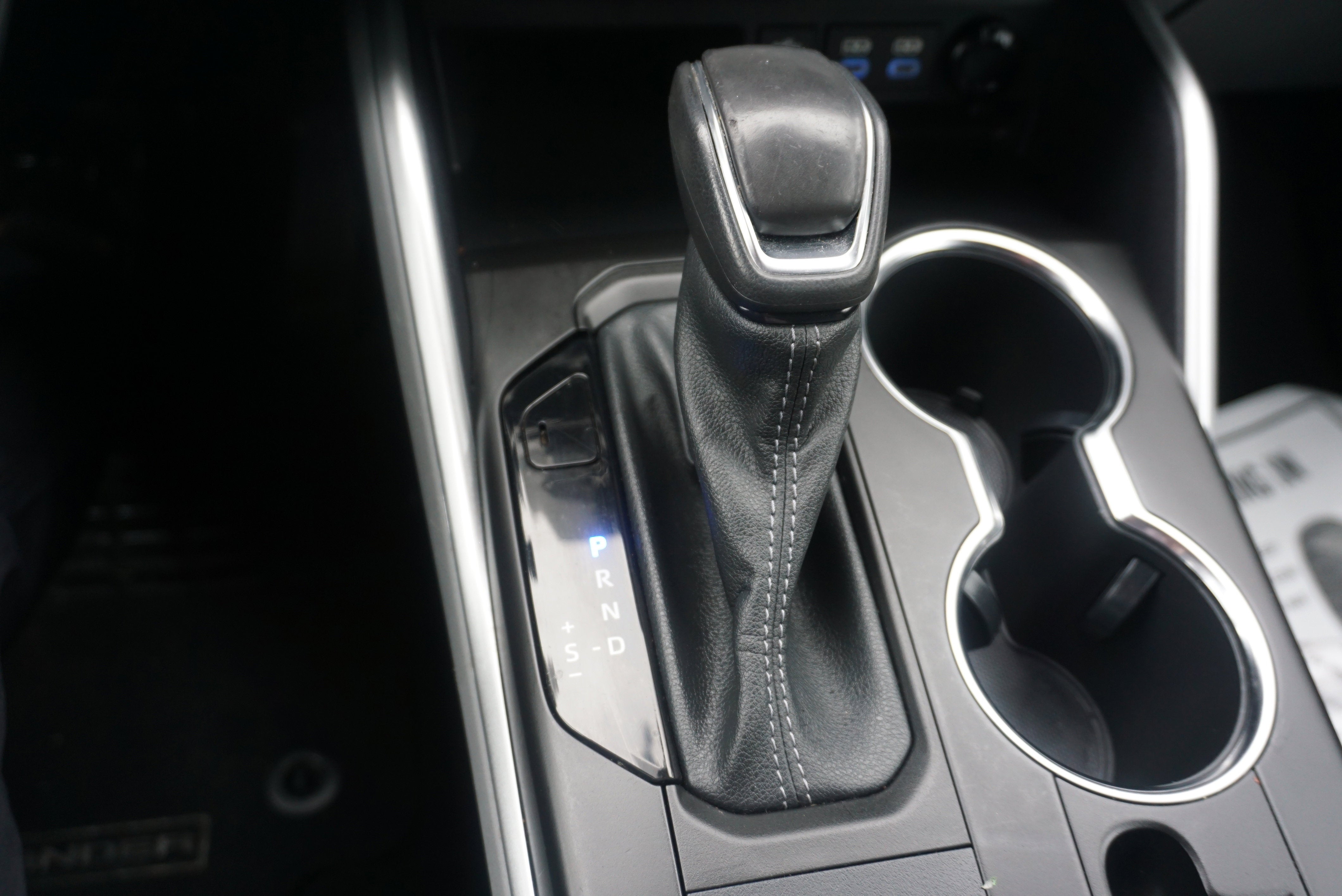 2022 Toyota Highlander Base