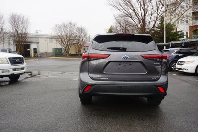 2022 Toyota Highlander Base