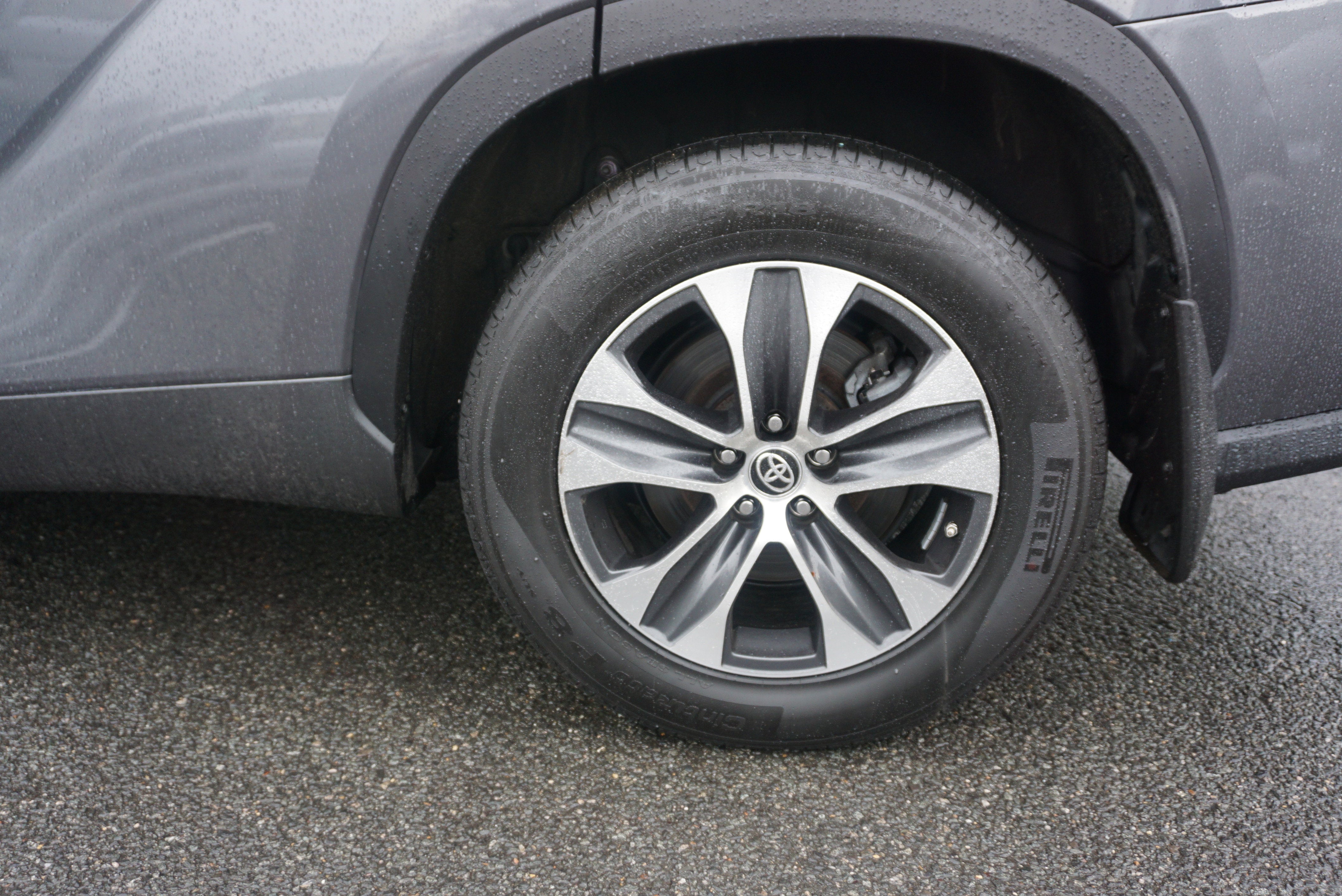 2022 Toyota Highlander Base