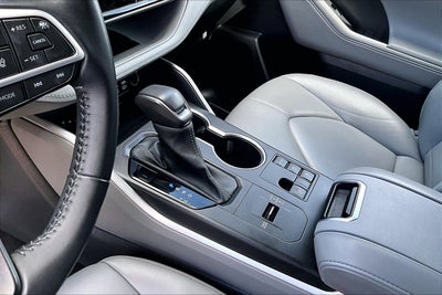 2023 Toyota Highlander Hybrid XLE