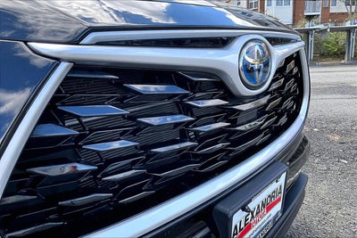 2023 Toyota Highlander Hybrid XLE