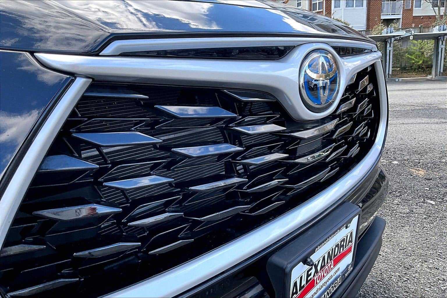 2023 Toyota Highlander Hybrid XLE