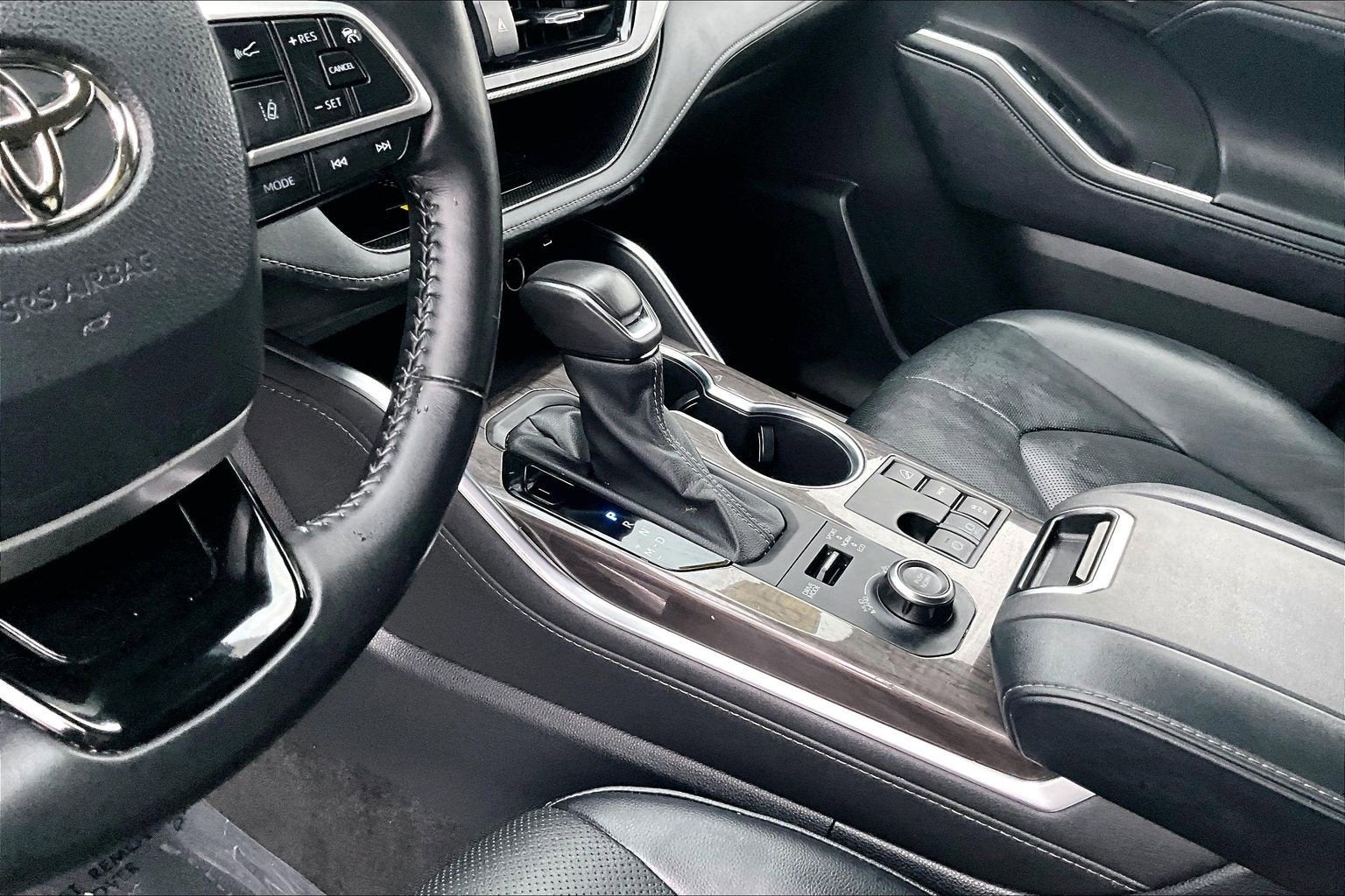 2023 Toyota Highlander Platinum