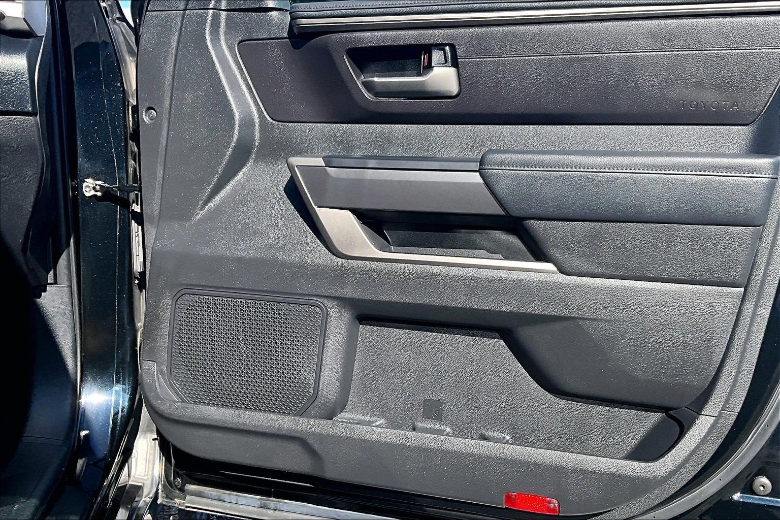 2024 Toyota Tundra 4WD SR5