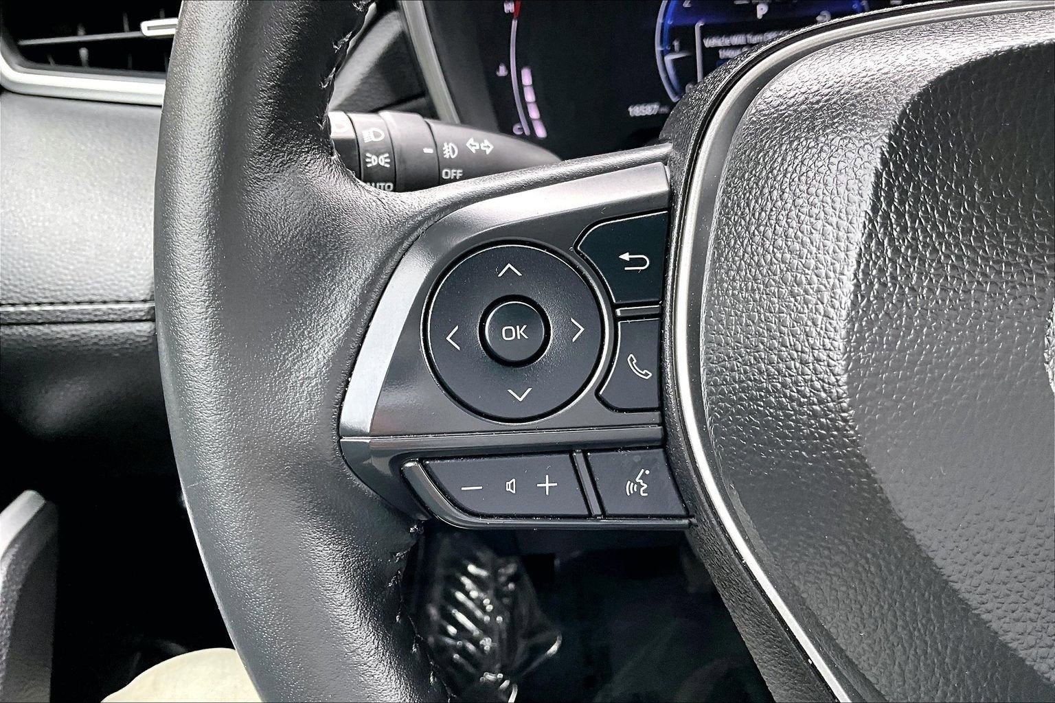 2025 Toyota Corolla Cross XLE