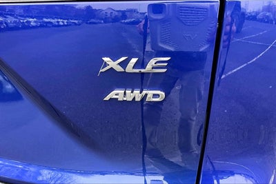 2025 Toyota Corolla Cross XLE