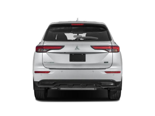 2024 Mitsubishi Outlander Base