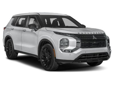 2024 Mitsubishi Outlander Base