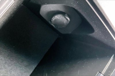 2023 Toyota Venza LE