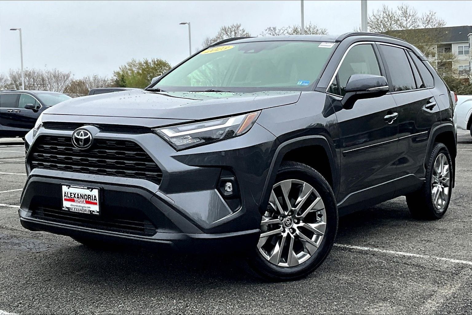 2023 Toyota RAV4 XLE Premium