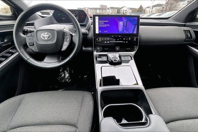 2025 Toyota bZ4X XLE