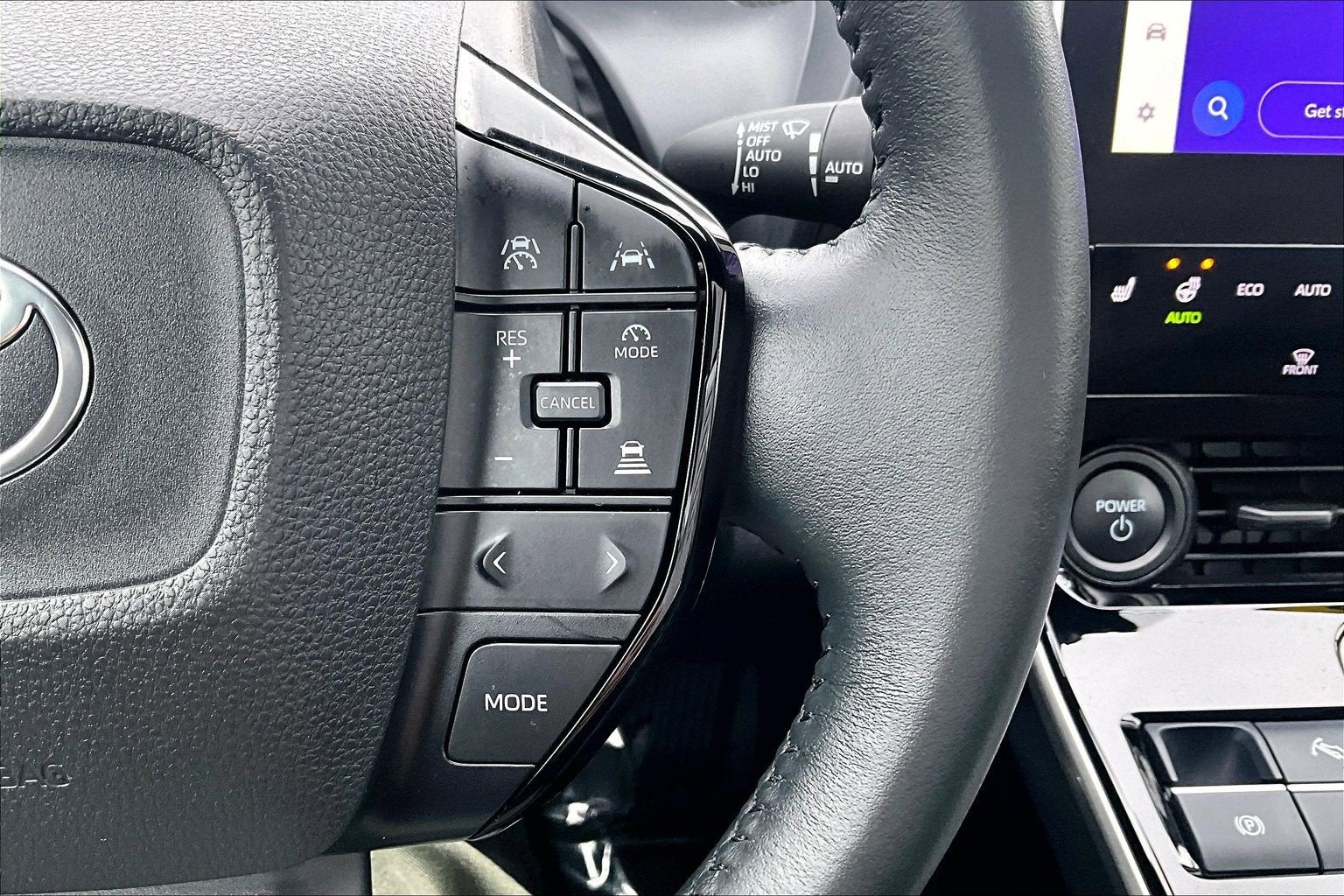 2025 Toyota bZ4X XLE