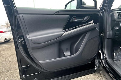 2025 Toyota bZ4X XLE