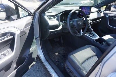 2025 Toyota RAV4 Hybrid XSE